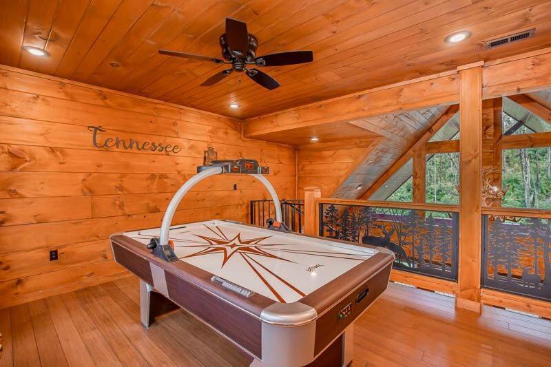 גטלינבורג The Buckhorn By Stony Brook Cabins מראה חיצוני תמונה