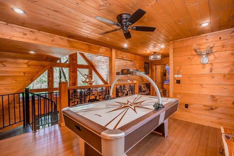 גטלינבורג The Buckhorn By Stony Brook Cabins מראה חיצוני תמונה